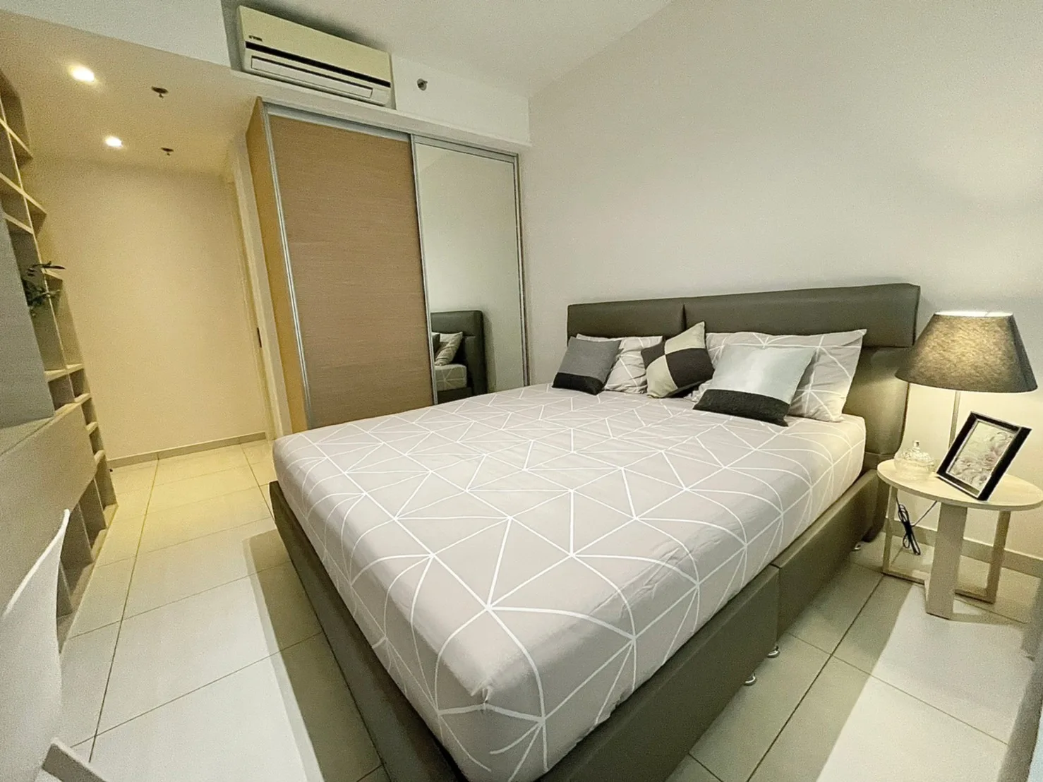 Property photos for The Lofts Ekkamai
