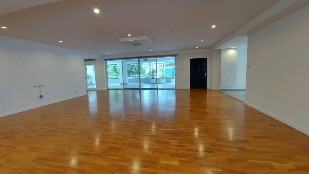 Property photos for P.r. Home 2 Thonglor Soi 8