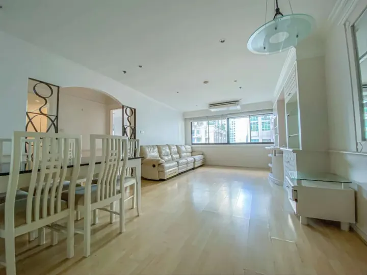 Property photos for The Royal Place 2
