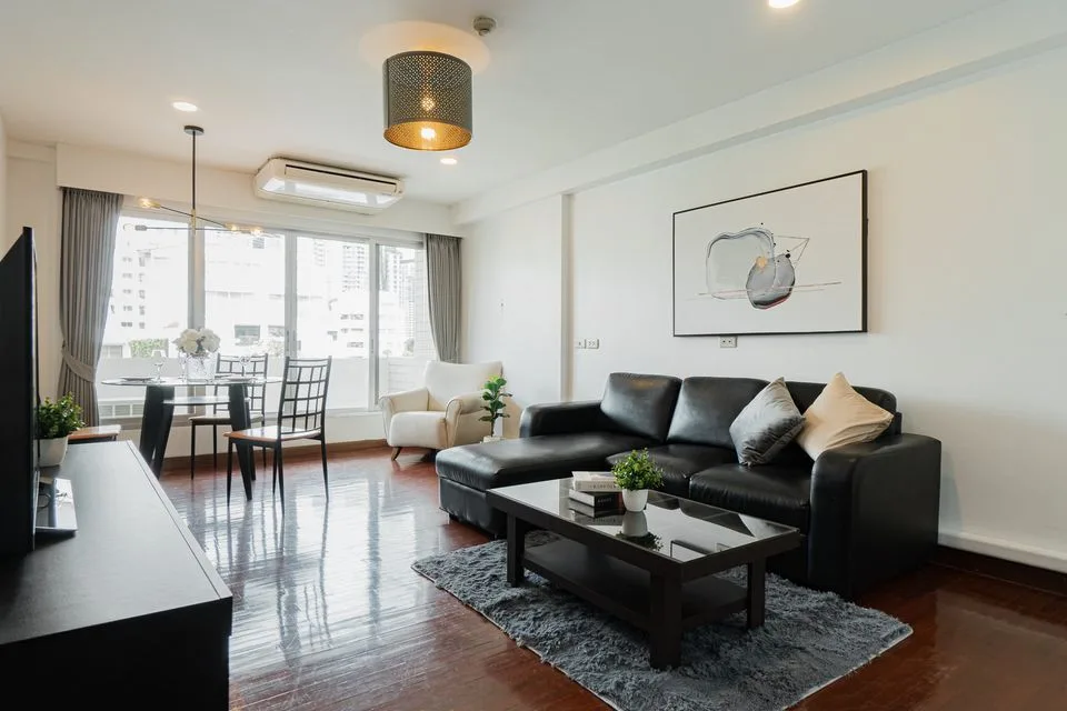 Property photos for Navin Court