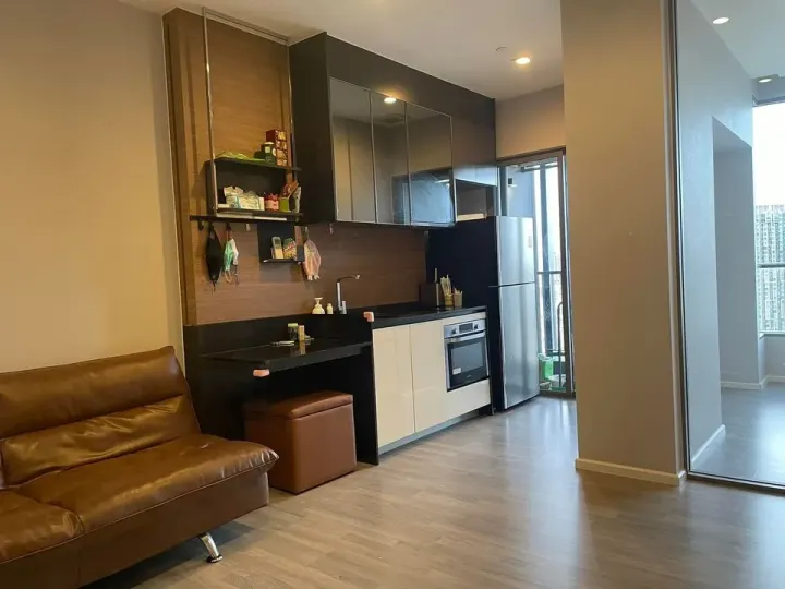 Property photos for The Room Sathorn - St.Louis