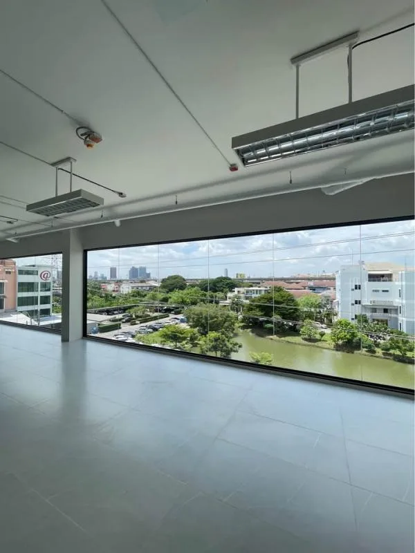Property photos for Office Building Phatthanakan 31/1