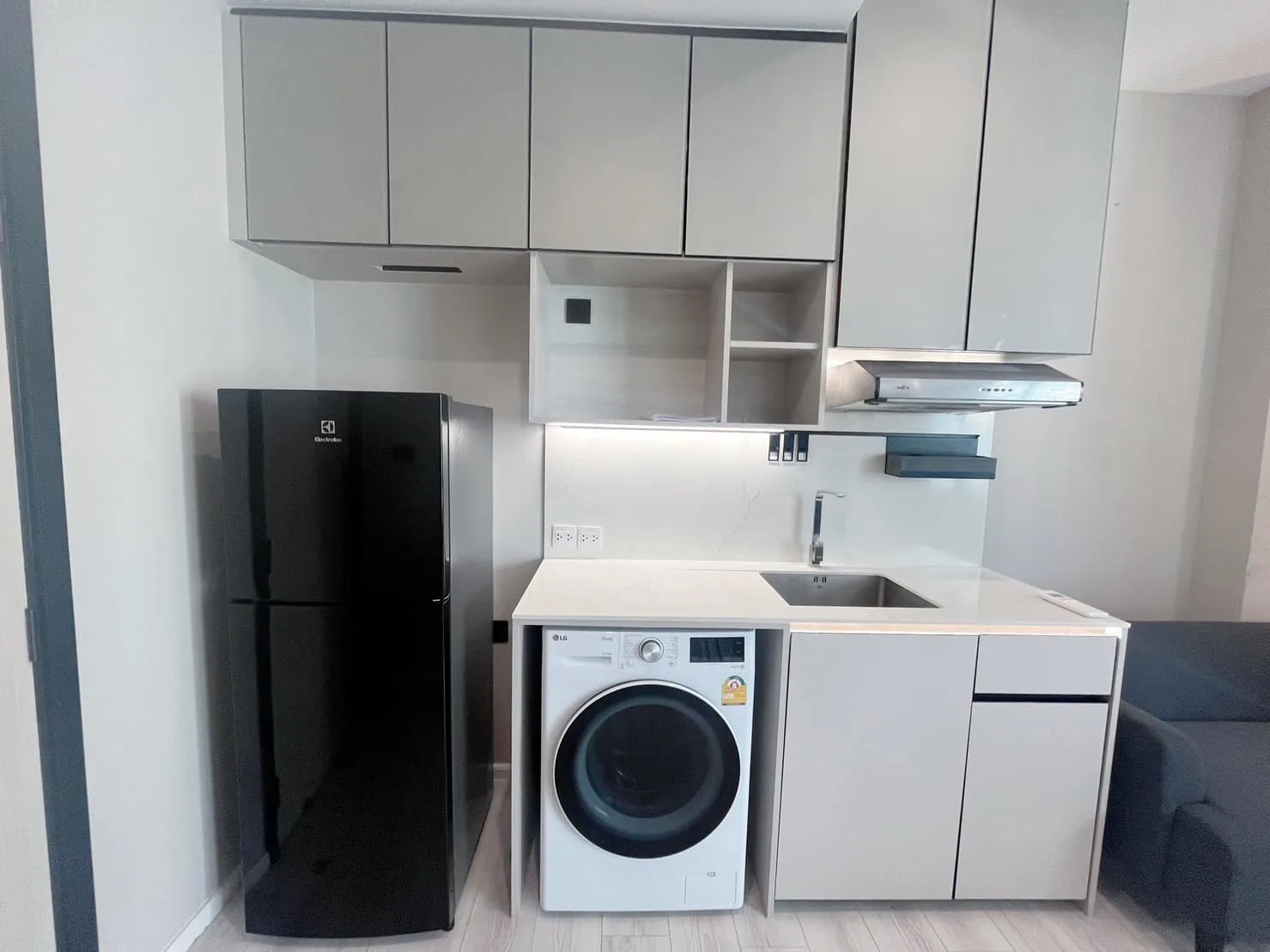 Property photos for The Room Phayathai