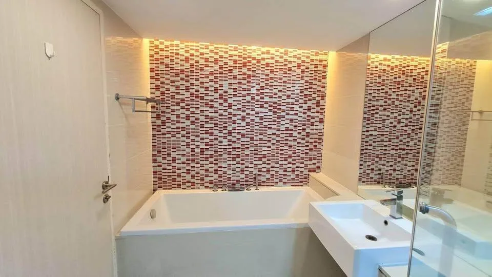 Property photos for Le Nice Ekamai
