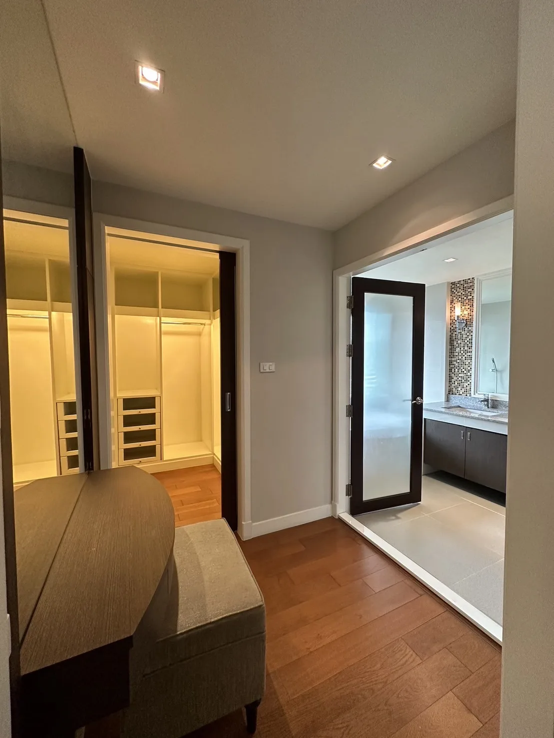 Property photos for Romsai Residence - Thong Lo