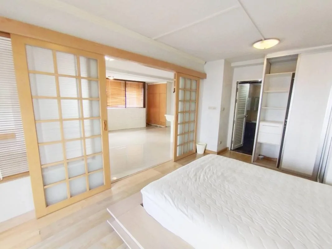 Property photos for 38 Mansion