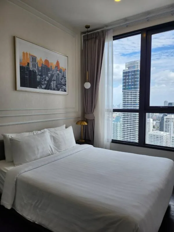 Property photos for Park Origin Thonglor