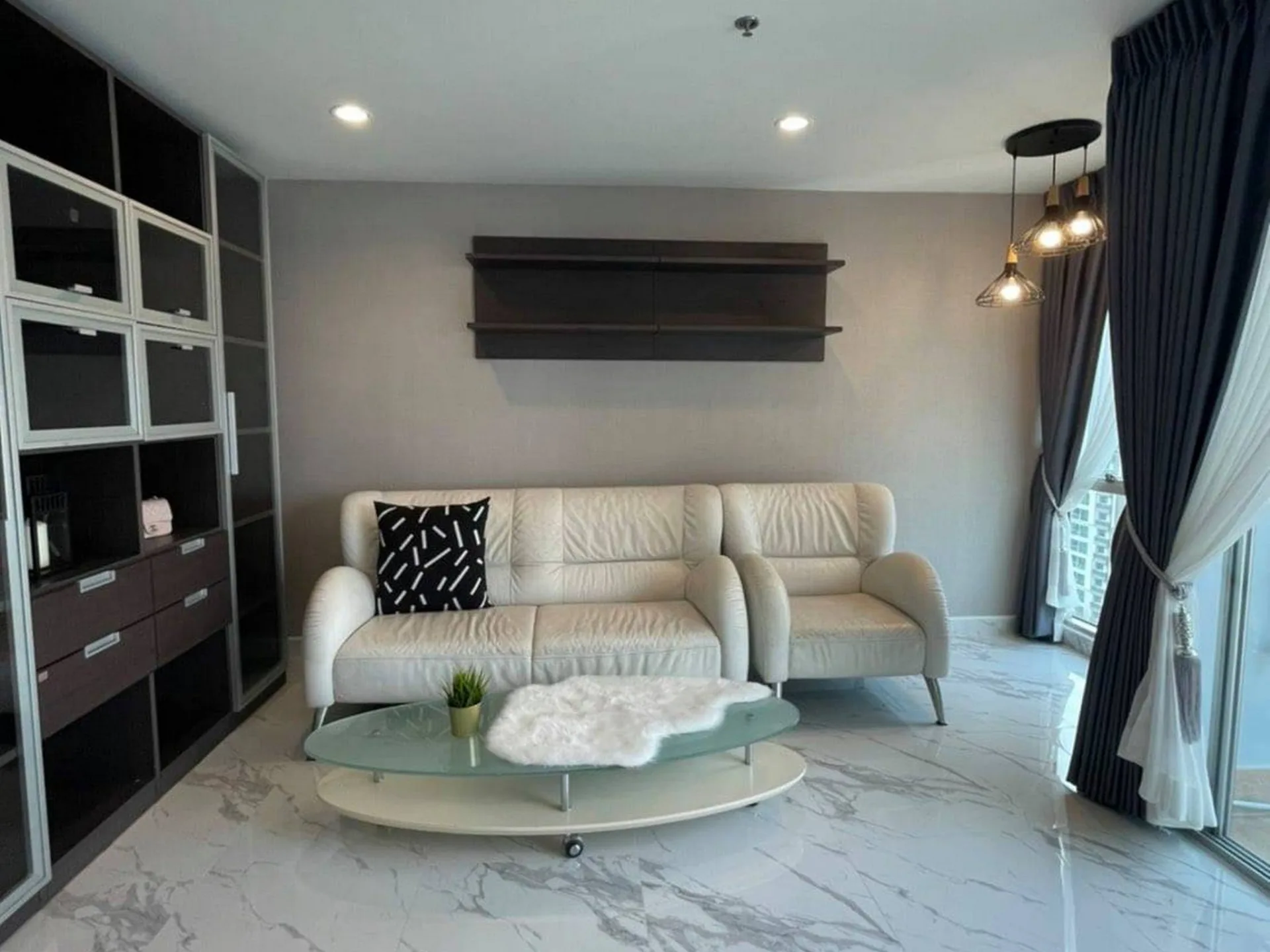 Property photos for Silom Suite