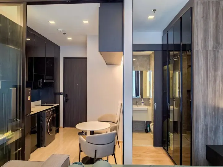 Property photos for Noble Around Ari