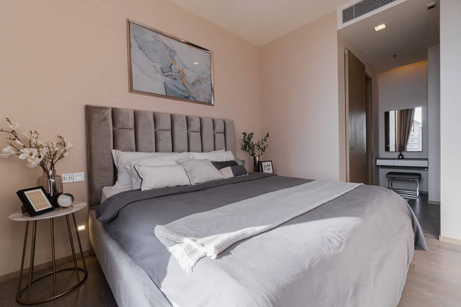 Property photos for The Esse Asoke