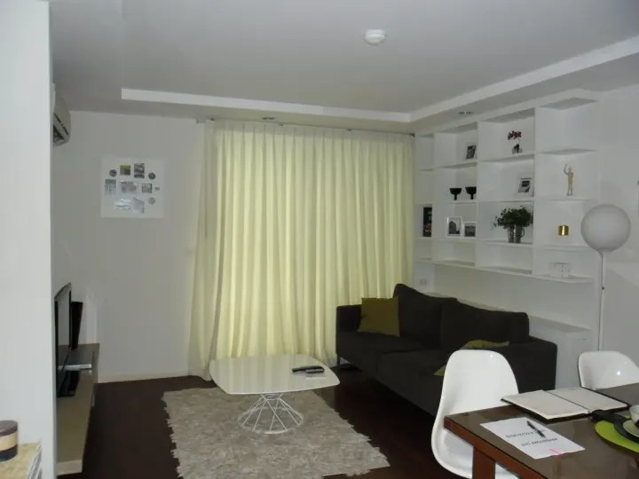 Property photos for Siri On 8