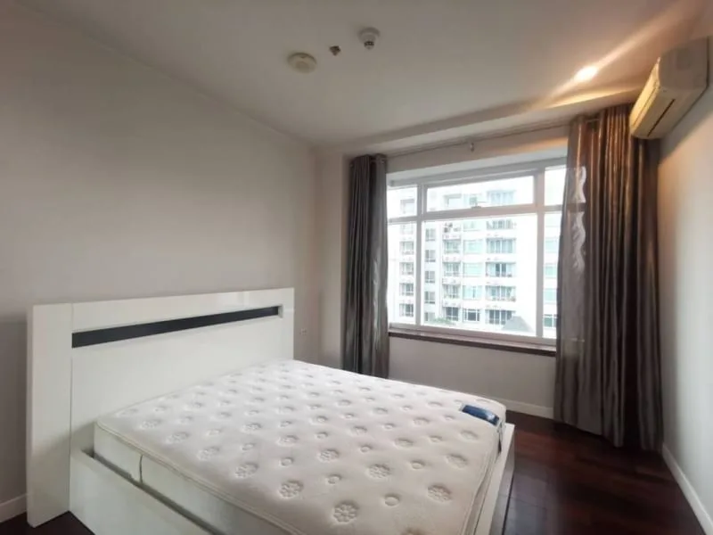 Property photos for Circle Condominium
