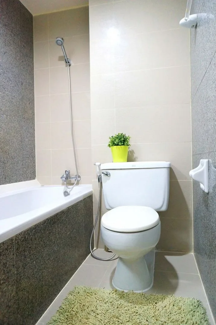 Property photos for Green Point Silom