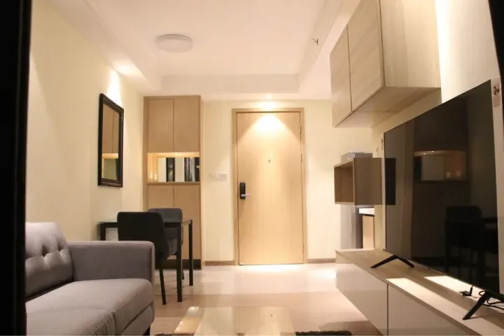 Property photos for Regal Condo Sathorn-naradhiwas