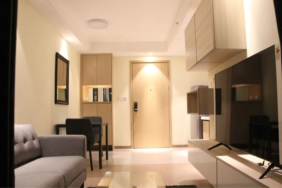 Property photos for Regal Condo Sathorn-naradhiwas