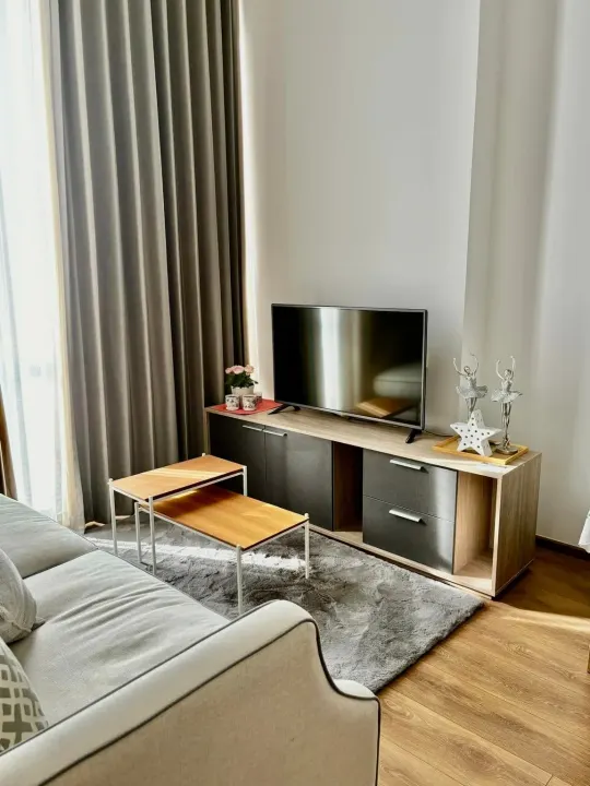 Property photos for Noble BE 33