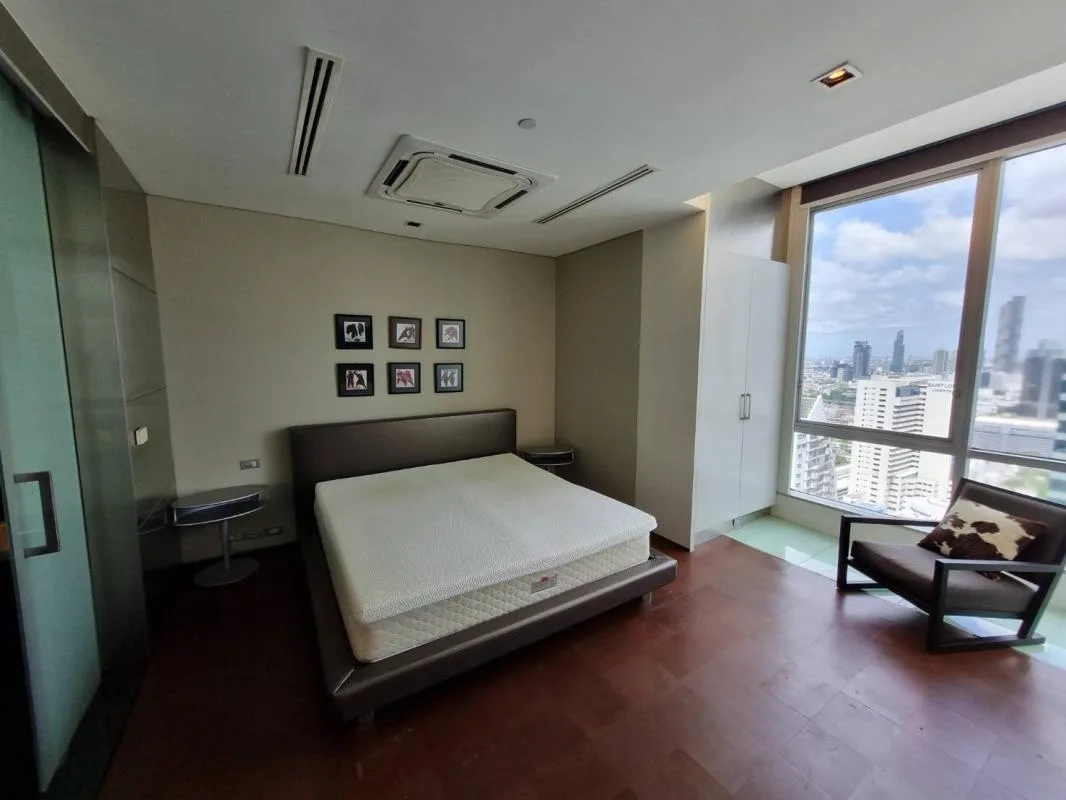 Property photos for Sky Villas Sathorn