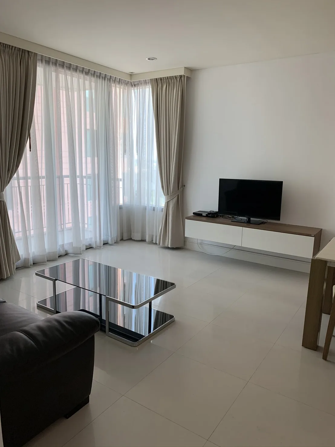 Property photos for Aguston Sukhumvit 22