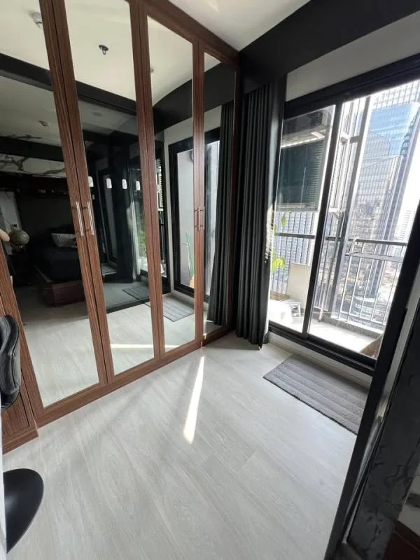 Property photos for Life Asoke