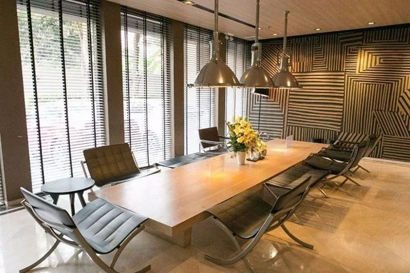 Property photos for Noble Refine