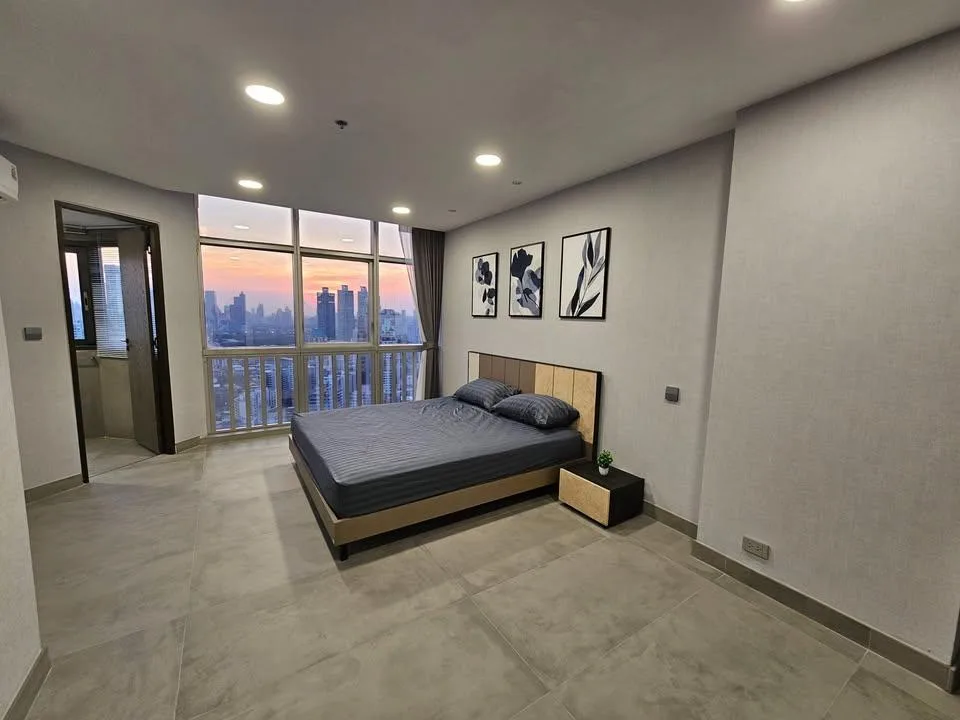 Property photos for The Waterford Diamond