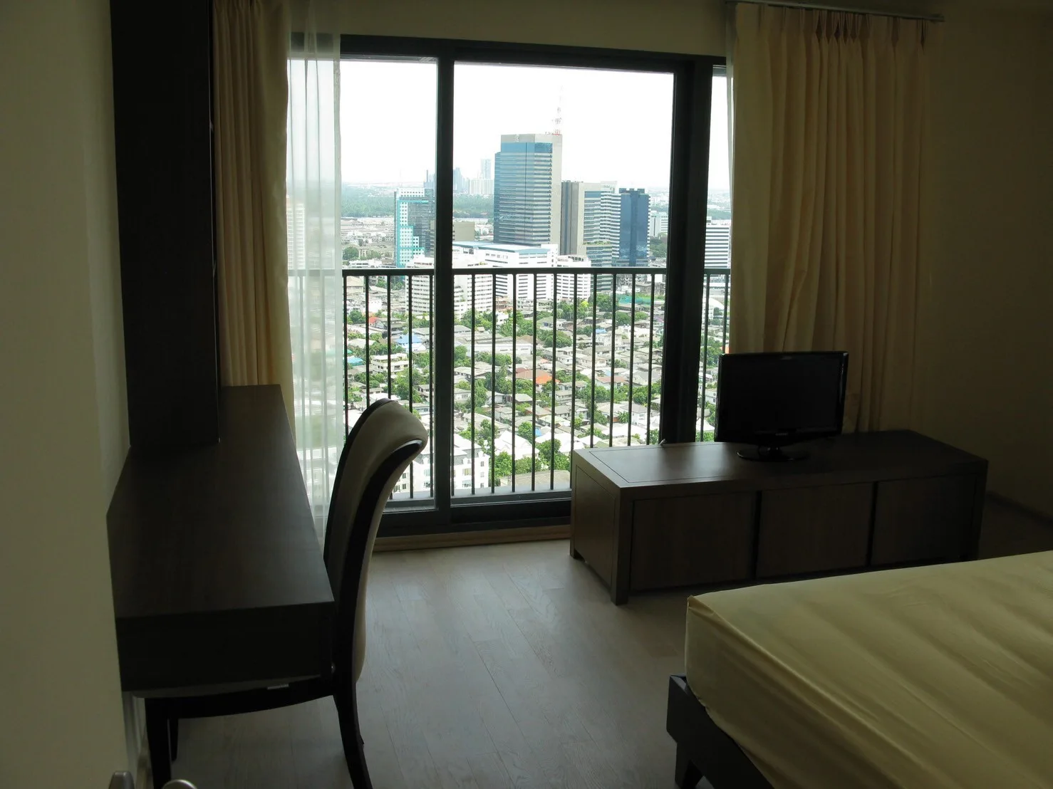 Property photos for Noble Remix