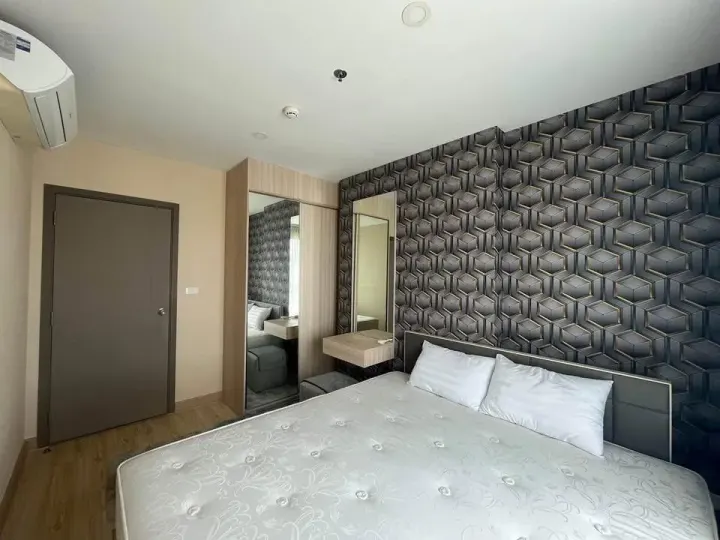 Property photos for IDEO O2