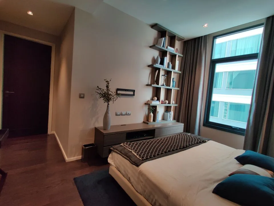 Property photos for The Diplomat 39