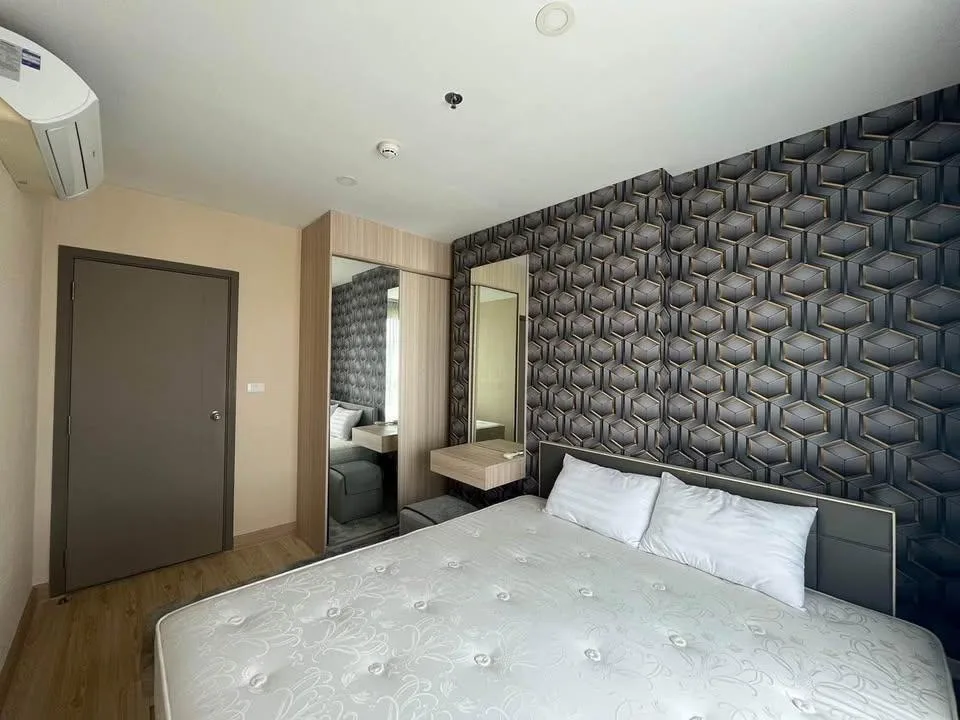 Property photos for IDEO O2