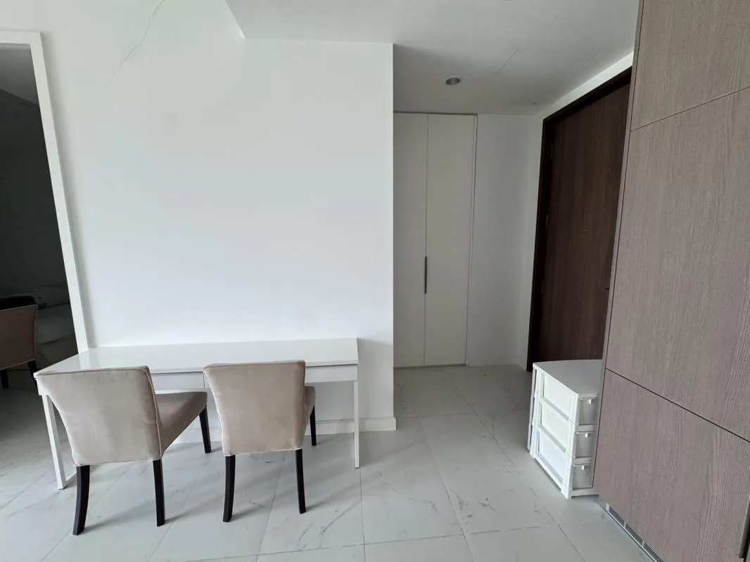 Property photos for 185 Rajadamri