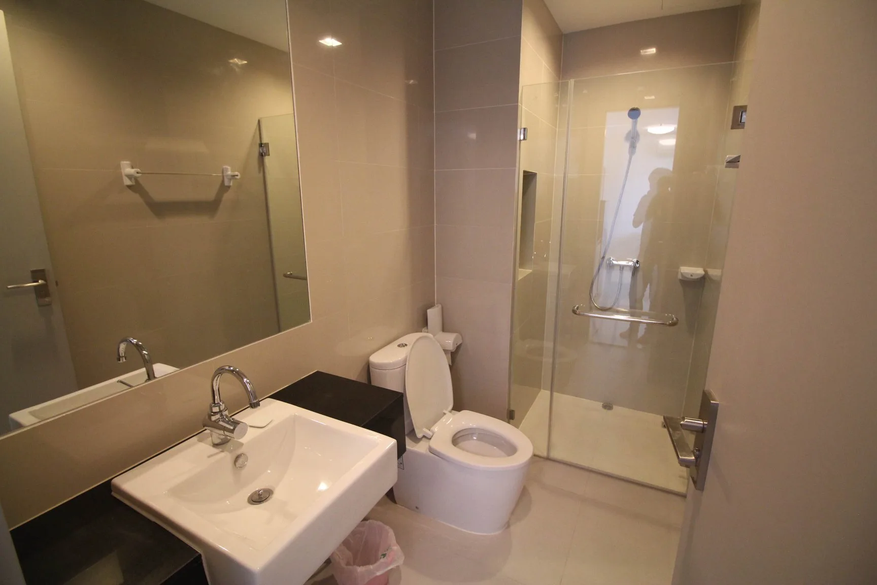 Property photos for The Address Phayathai