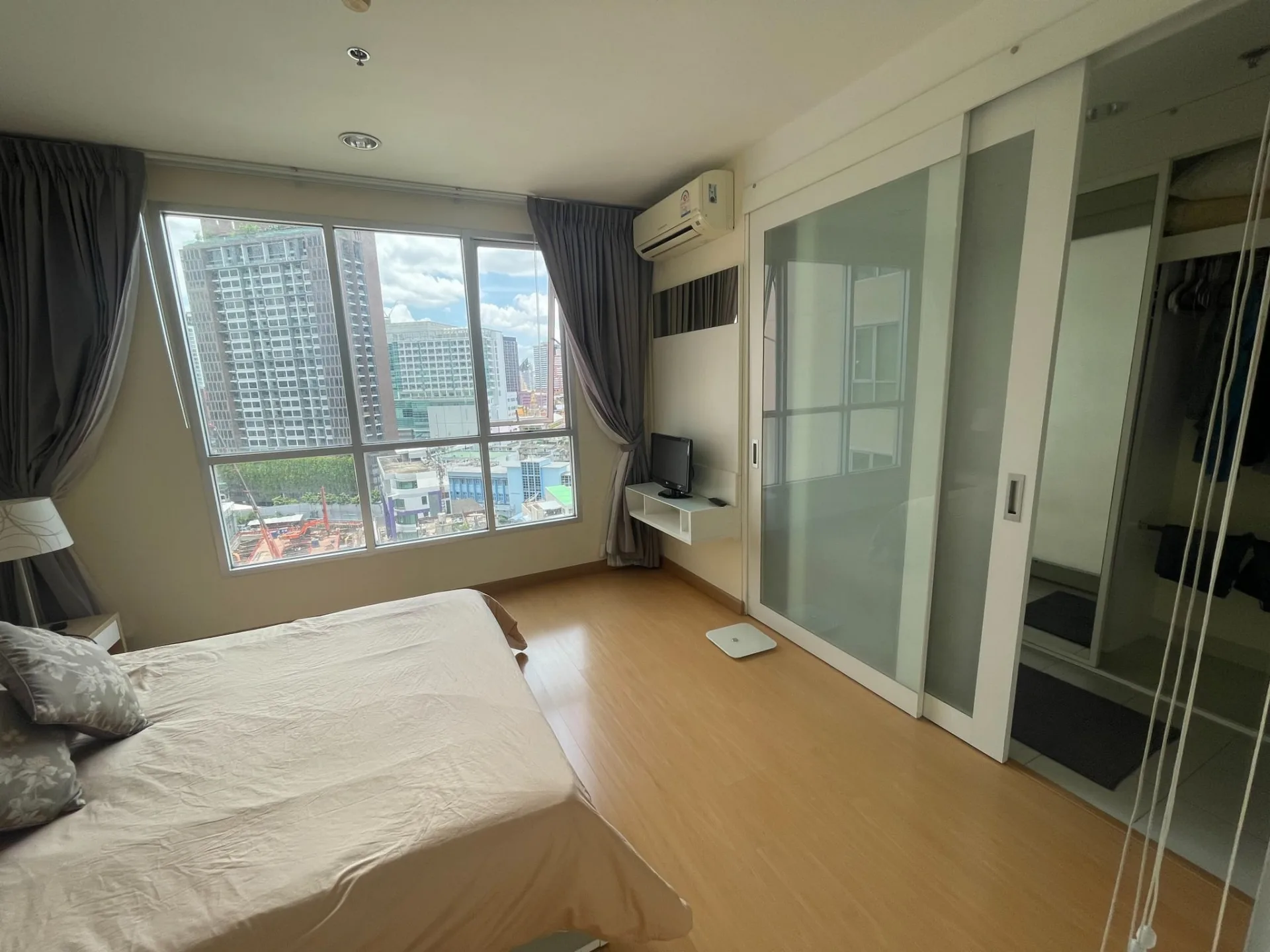 Property photos for Life Sukhumvit 65