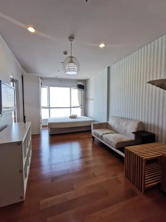 Property photos for Hive Taksin