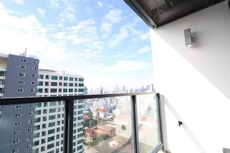 Property photos for The Lofts Asoke