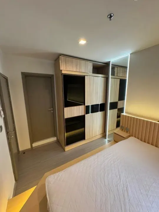 Property photos for Life Asoke Hype