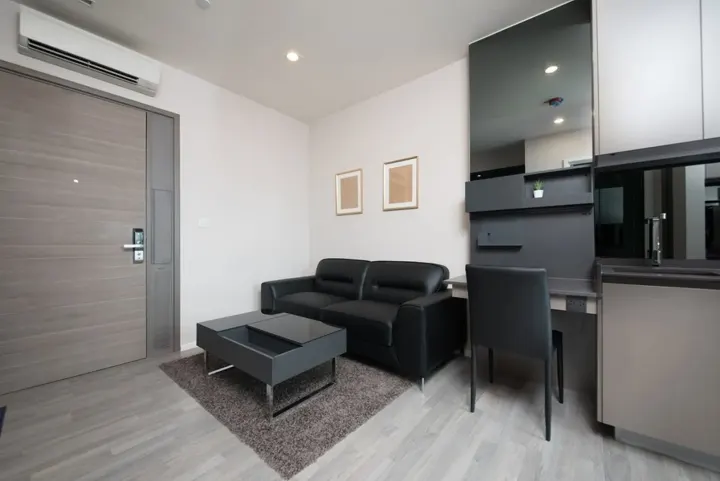 Property photos for The Room Sukhumvit 69