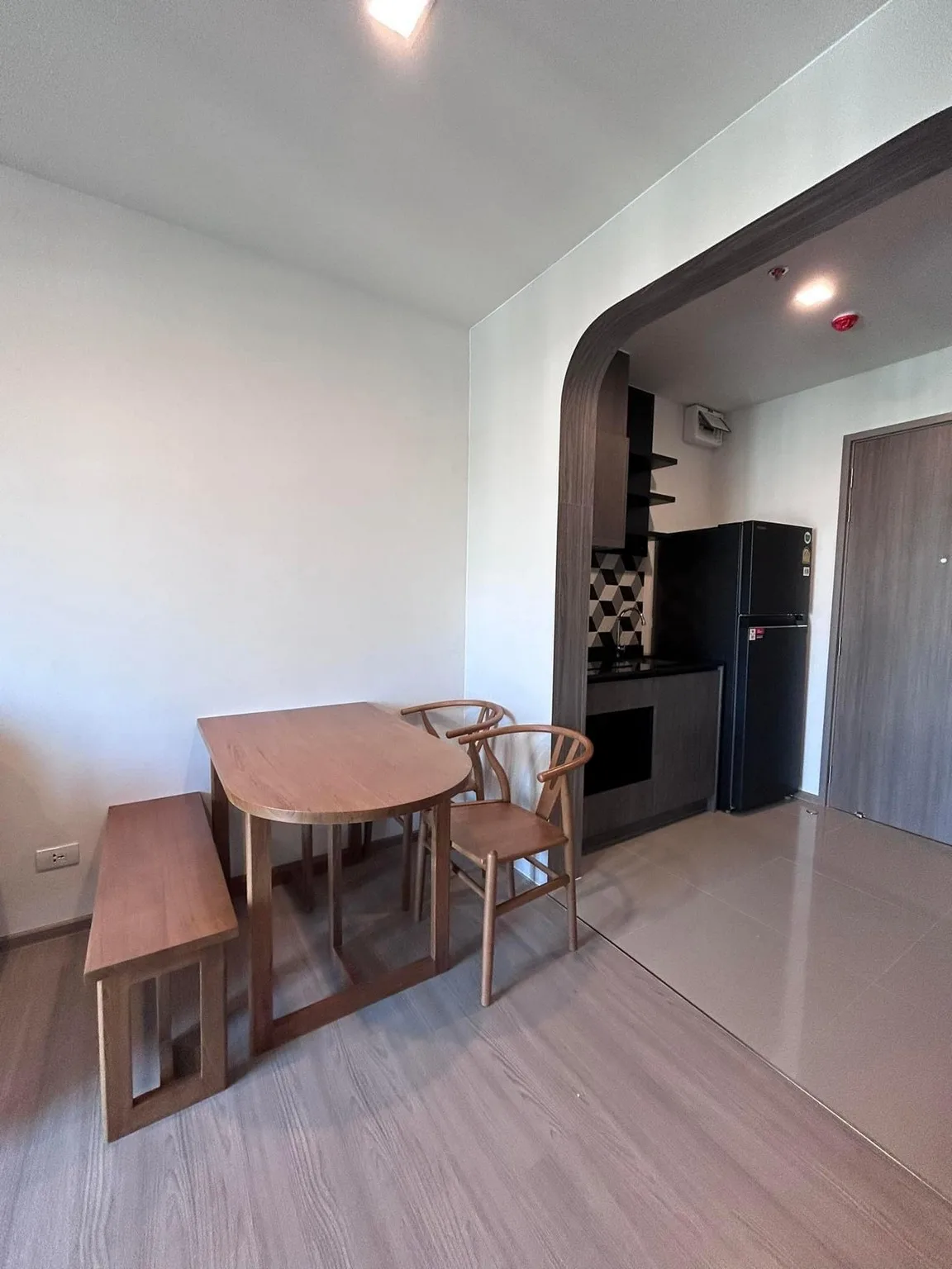 Property photos for The Base Phetchaburi-thonglor
