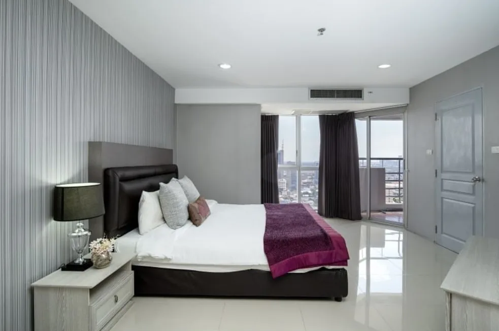 Property photos for The Waterford Diamond