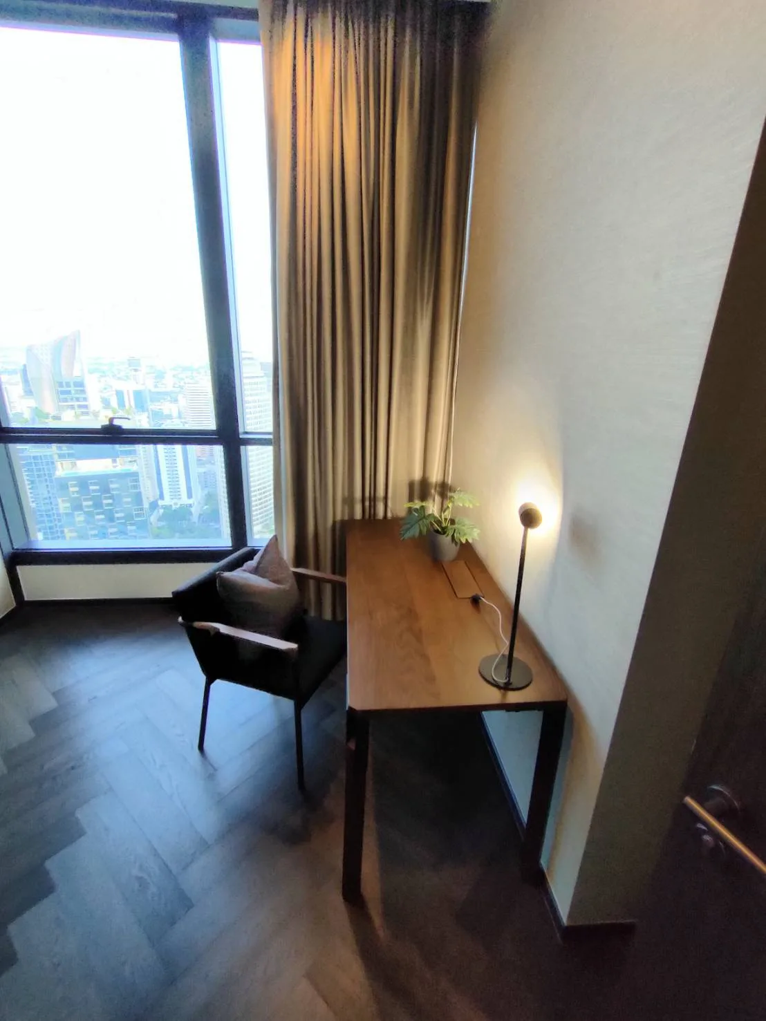 Property photos for The Esse Sukhumvit 36