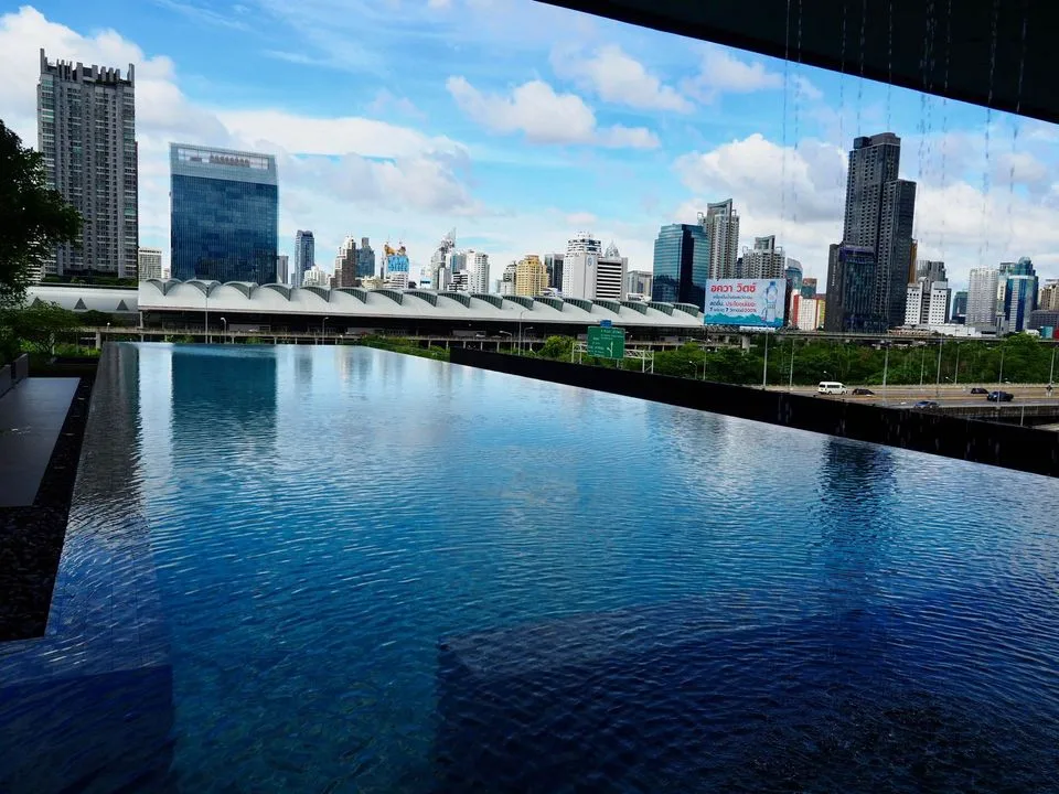 Property photos for Life Asoke Hype
