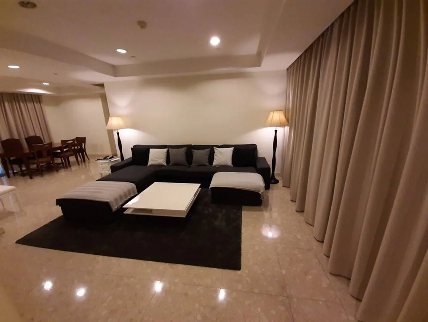 Property photos for Hampton Thonglor 10