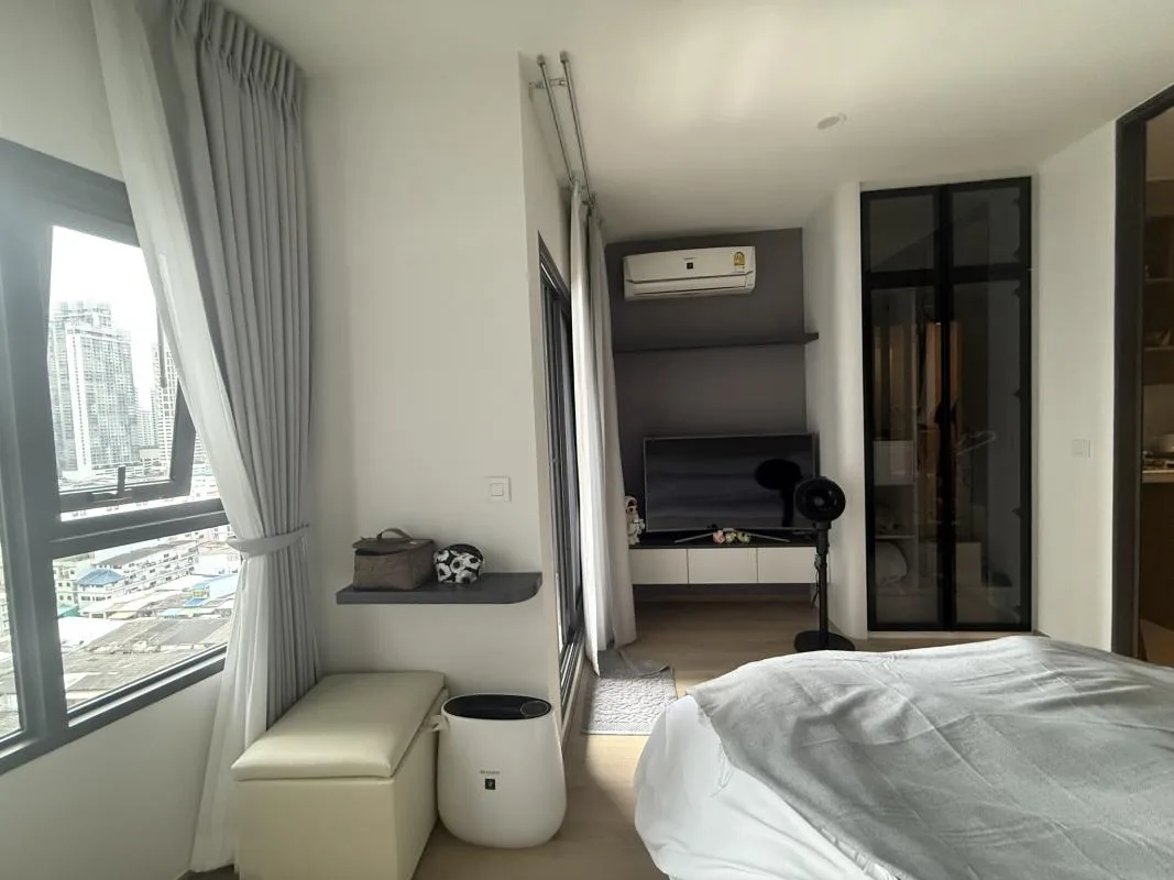 Property photos for Life Rama 4 - Asoke