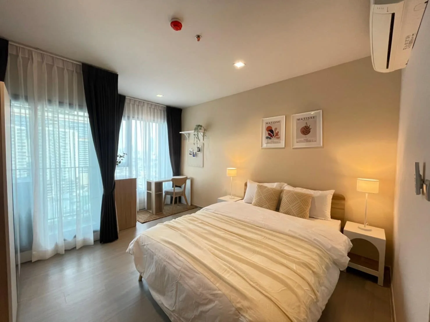Property photos for LIFE Asoke - Rama 9