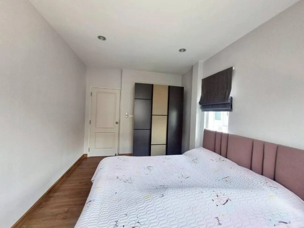 Property photos for The Centro Watcharapol