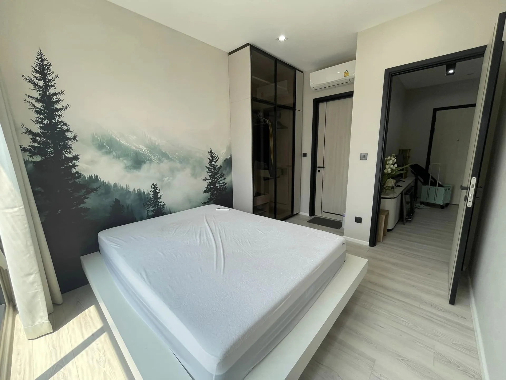 Property photos for The Room Phayathai