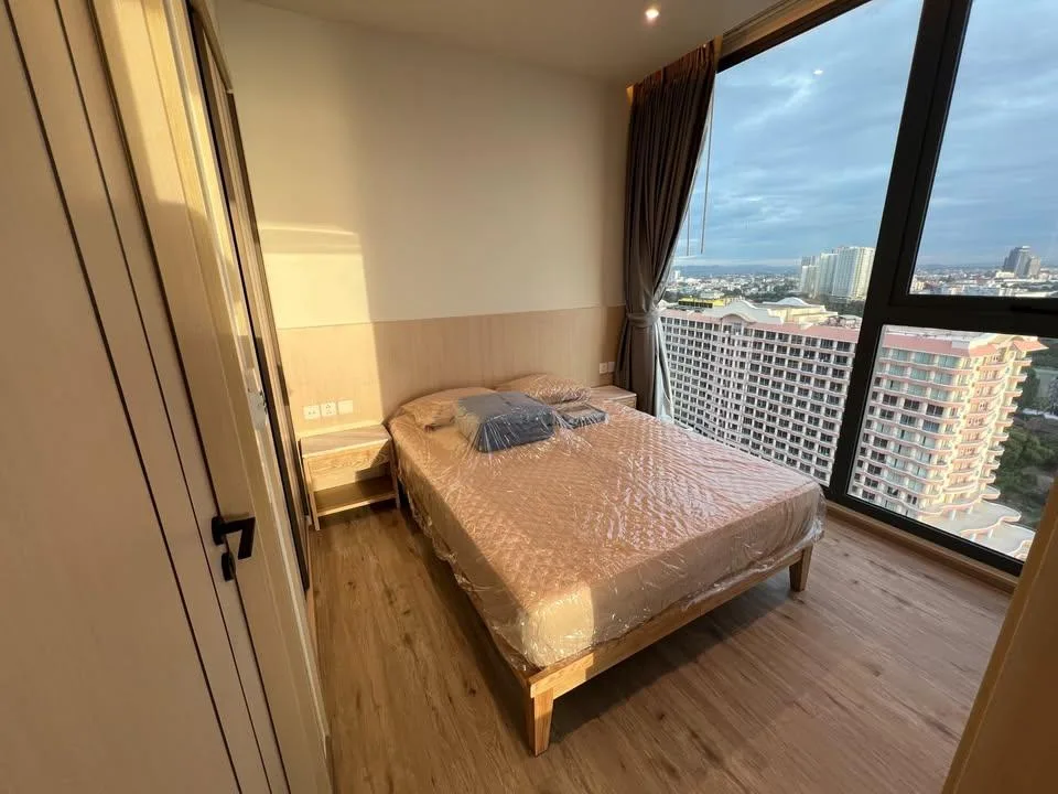 Property photos for Arom Wongamat