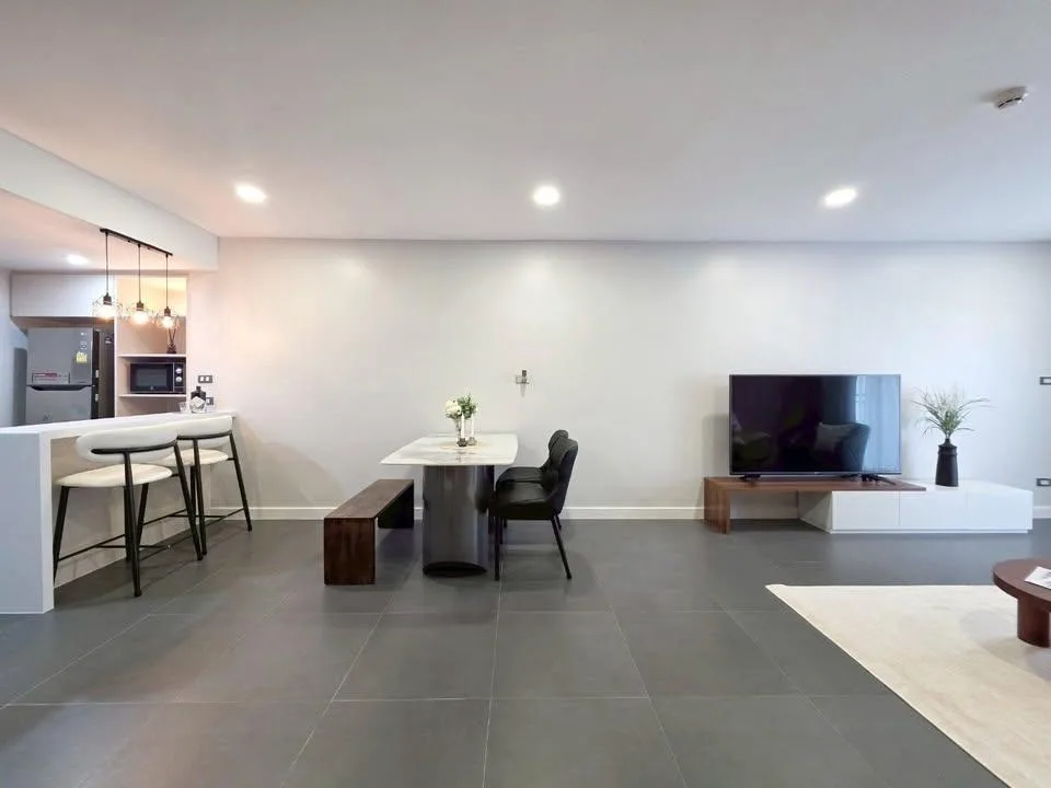 Property photos for Sathorn Park Place