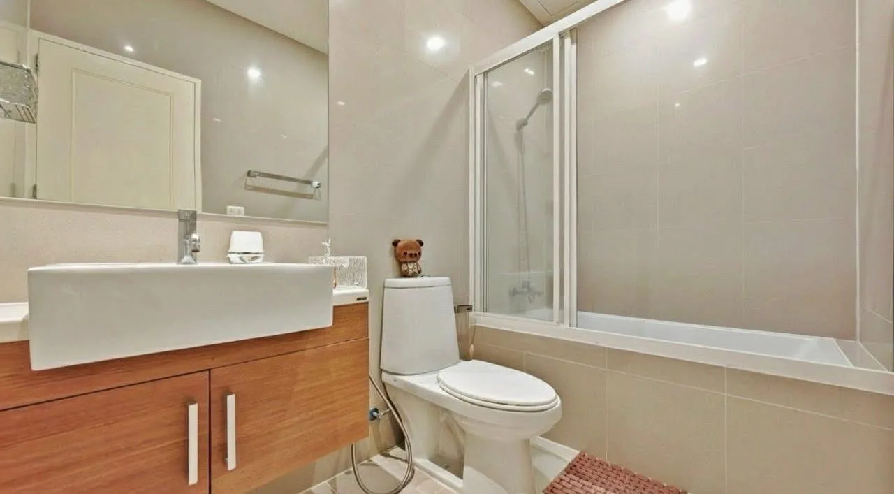 Property photos for Noble Reveal