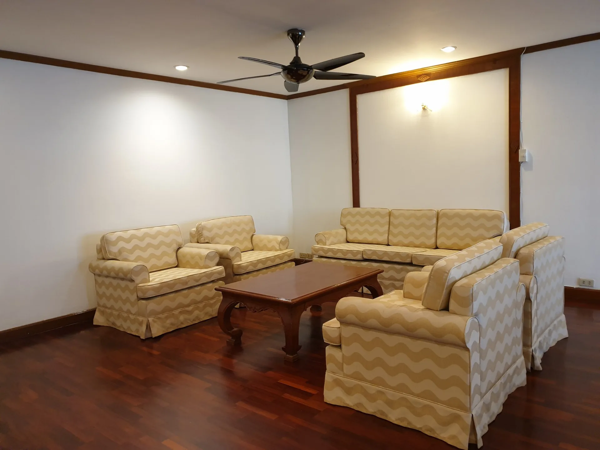 Property photos for Sethiwan Residence
