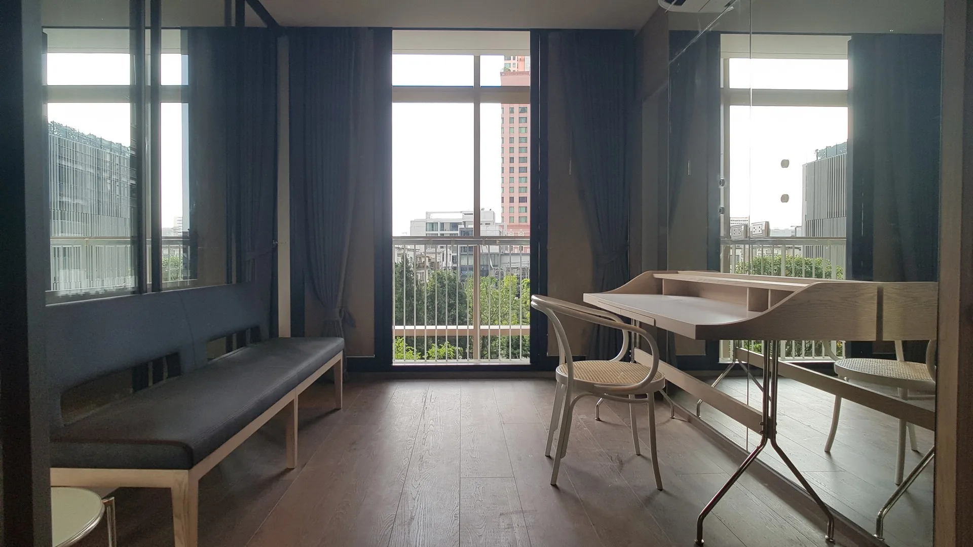Property photos for Park Origin Phromphong